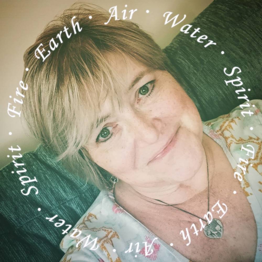 Meet your Posher, Pam